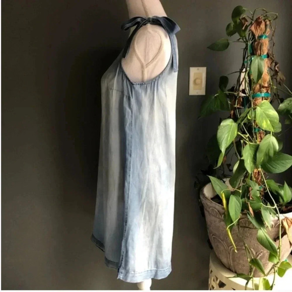 NWT Anthropologie Cloth & Stone chambray one shoulder dress Size S - Picture 3 of 8